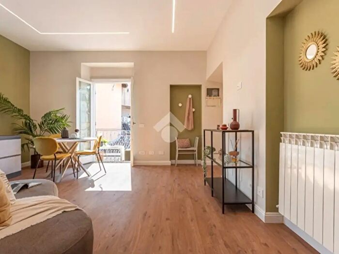 Appartamento trilocale in vendita in Via Cavour, Subiaco