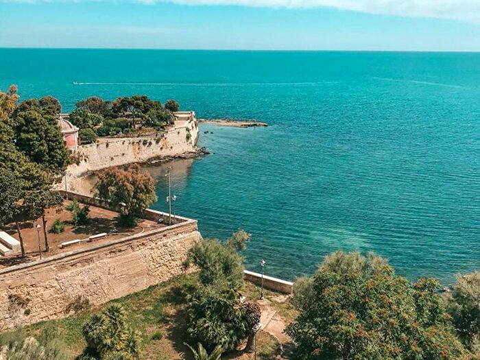 Casa trilocale in affitto in Largo Luigi Chiarelli, Trani