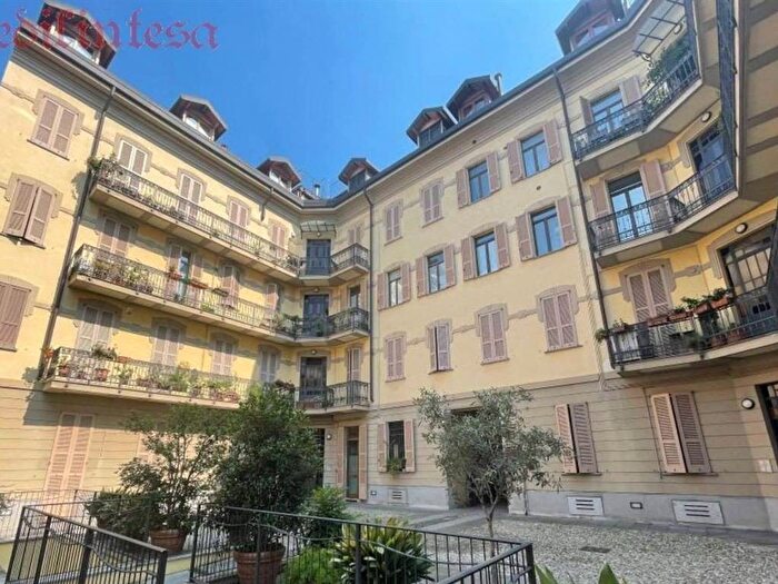 Appartamento trilocale in affitto in via Mentana, Regina Pacis Borsa, Monza