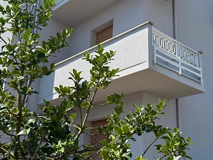 Appartamento con 6 locali in vendita in Empoli