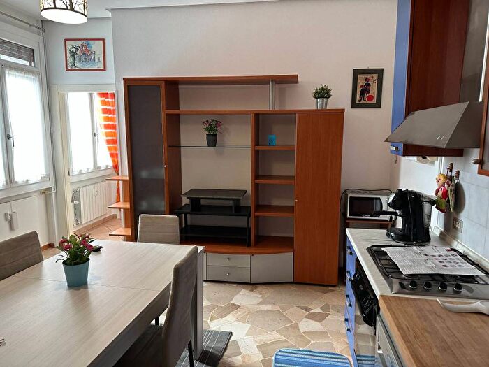 Appartamento bilocale in affitto in Via della Stradella, Triante, Monza