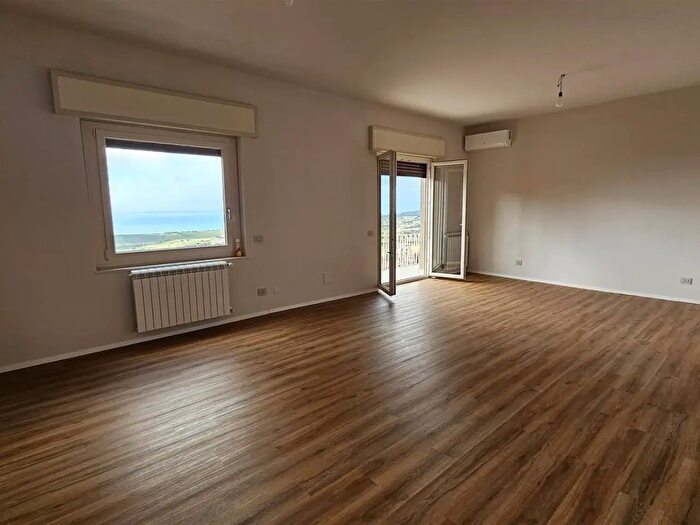 Appartamento quadrilocale in vendita in Via Picone, Agrigento