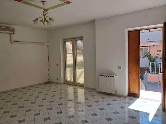 Casa con 7 locali in vendita in Via Mazzeo, Sparanise