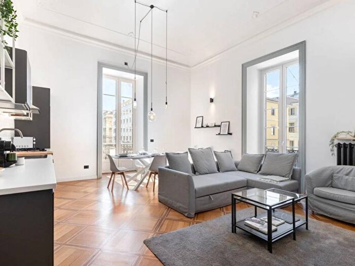 Appartamento bilocale in affitto in Via Cernaia, Quadrilatero Romano, Torino