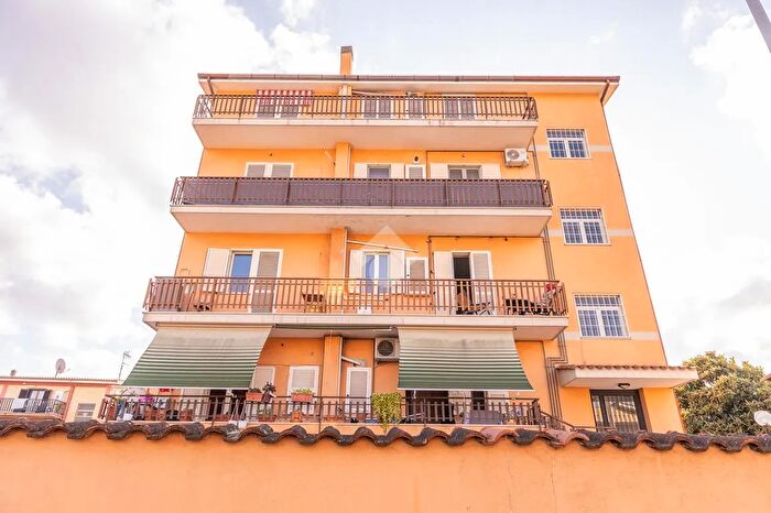 Appartamento bilocale in vendita in Via Sellia, Roma