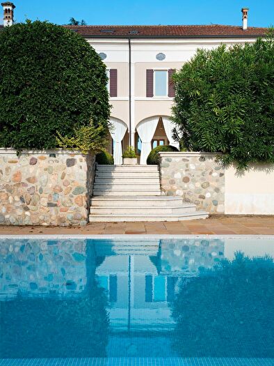 Casa con 5 locali in vendita in Via Arnaldo, Calcinato