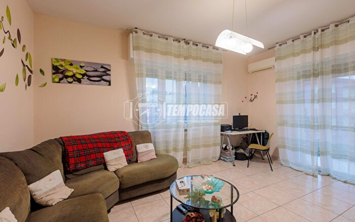 Appartamento trilocale in vendita in Via Fratelli Cairoli, Collecchio