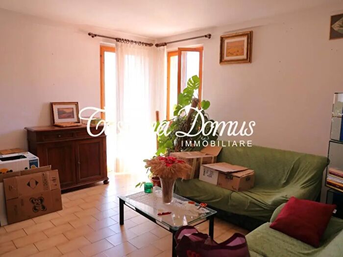 Appartamento trilocale in vendita in Ia Uopini, Monteriggioni