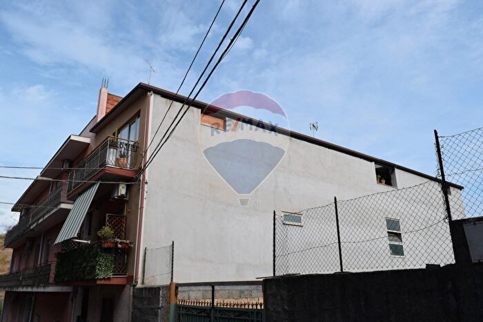 Appartamento bilocale in vendita in Via dell Orzo, Catania