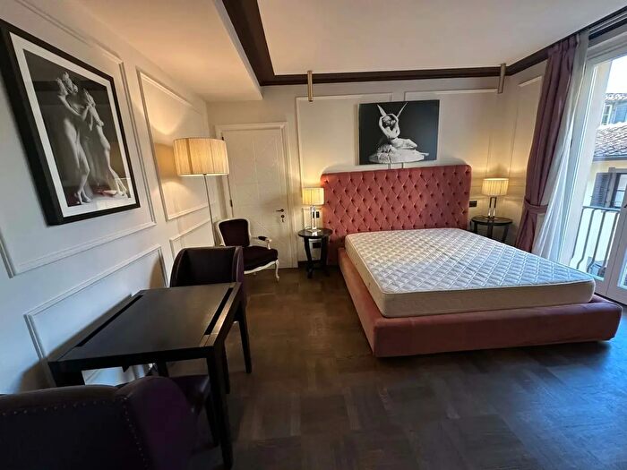 Appartamento monolocale in affitto in Via dei Brunelleschi, Firenze