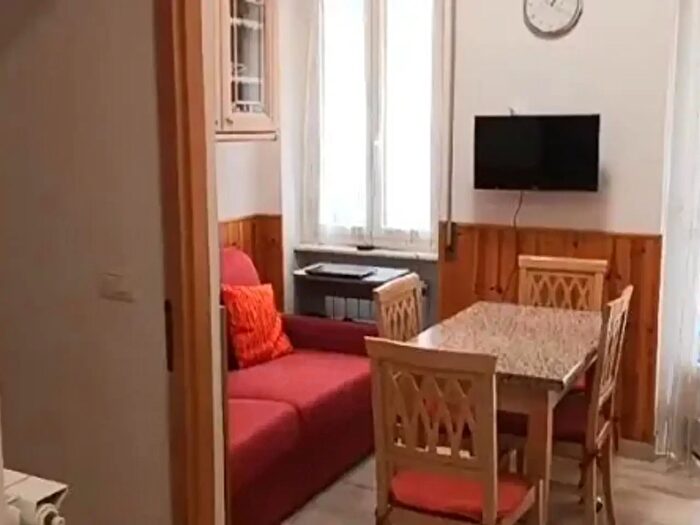 Appartamento trilocale in affitto in Via San Francesco, Sanremo