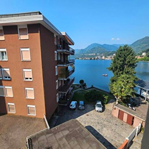 Appartamento trilocale in vendita in Lungolago Bruno Buozzi, Omegna