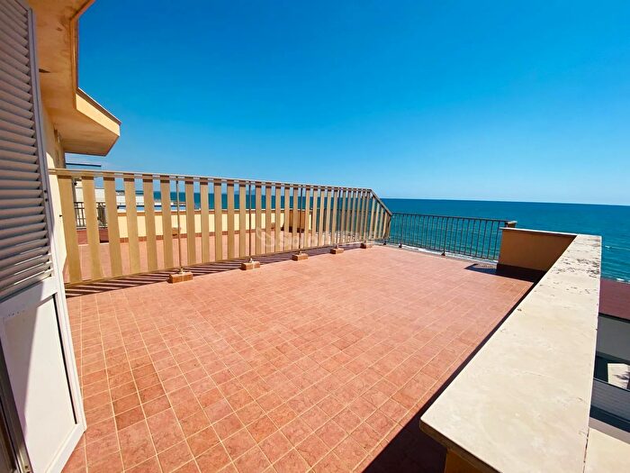 Appartamento trilocale in affitto in Latina