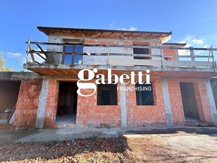 Casa quadrilocale in vendita in Via Castelin, San Bartolomeo Al Mare