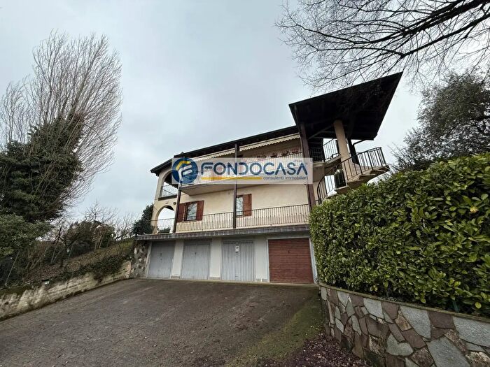 Appartamento quadrilocale in vendita in Via Monte Alto, Padenghe Sul Garda