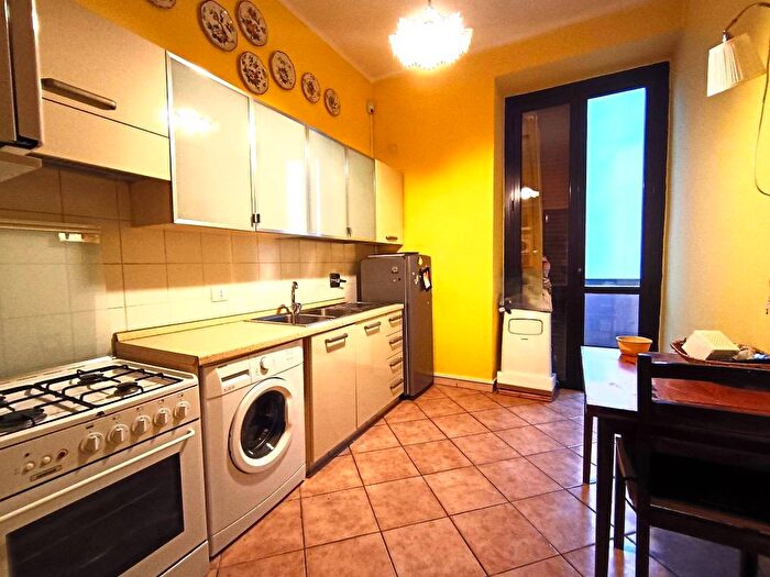 Appartamento trilocale in affitto in Via Monginevro, Cenisia, Torino