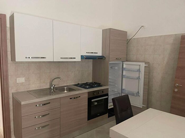 Appartamento trilocale in affitto in Via Luigi Carbone, Marcianise