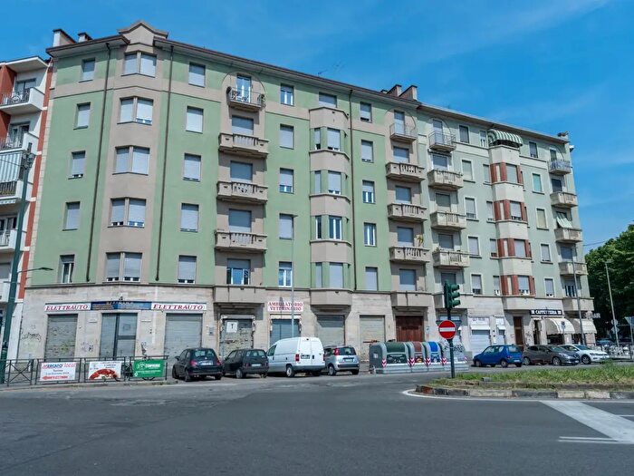 Appartamento bilocale in vendita in Largo Borgaro, Torino