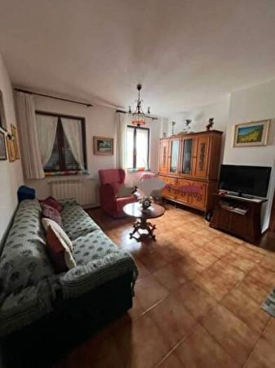 Appartamento quadrilocale in vendita in Via San Leonardo, Arcidosso