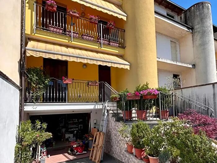 Casa con 5 locali in vendita in Via Liguria, Garlasco