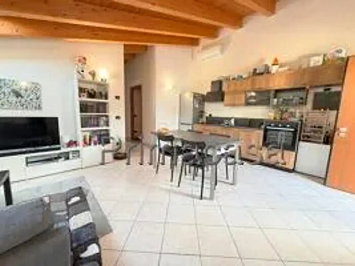 Appartamento con 5 locali in vendita in Piazza Matteotti, Cerea