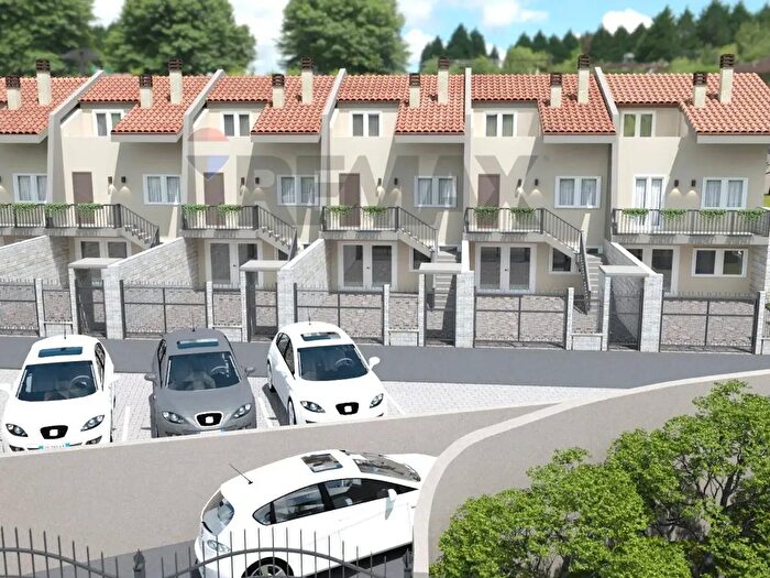 Casa con 6 locali in vendita in Via Luigi Renzetti Snc, Chieti