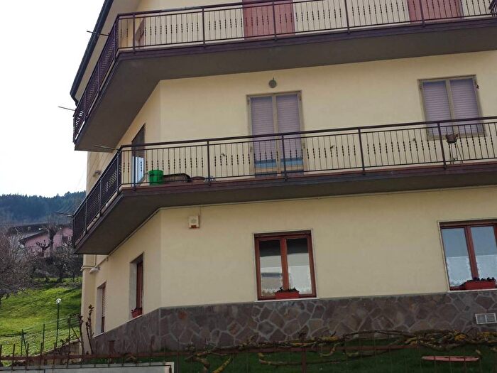 Appartamento trilocale in affitto in Via Giuseppe Garibaldi, Centro, Castiglione dei Pepoli