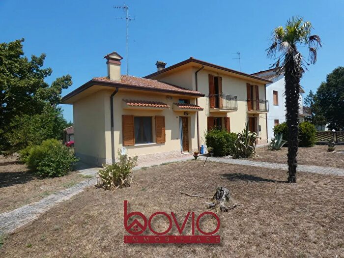 Casa trilocale in vendita in Via Gino Tassinari, Mesola