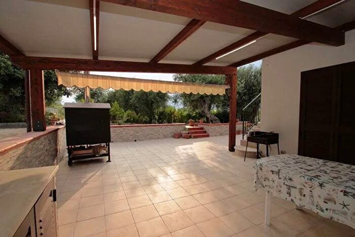 Appartamento trilocale in affitto in Via del Mediterraneo Cefalu, Cefalu