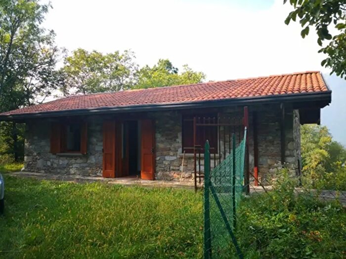 Casa quadrilocale in vendita in Cedegolo