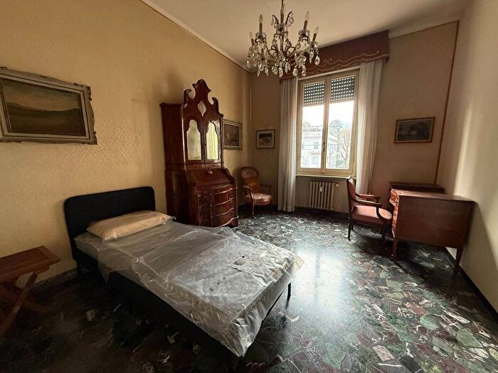 Appartamento con 6 locali in affitto in Via Bellacosta, Colli Murri, Bologna