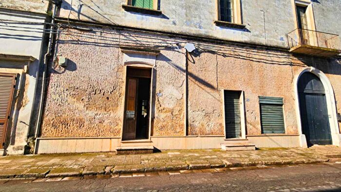 Appartamento quadrilocale in vendita in Via San Rocco, Leverano