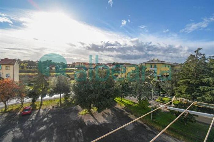 Appartamento con 5 locali in vendita in Massa Marittima