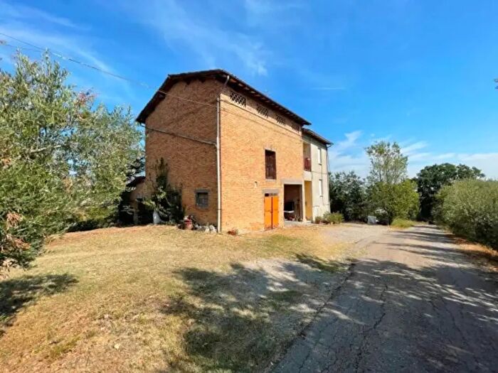 Casa con 6 locali in vendita in Via Sinistra Guerro a, Castelvetro Di Modena