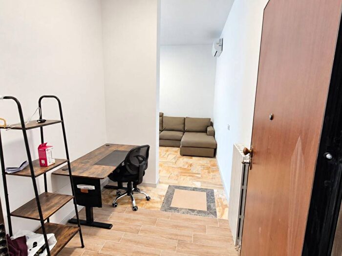 Appartamento bilocale in affitto in Viale Colli Aminei, Colli Aminei Capodimonte, Napoli