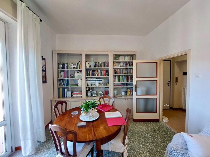 Appartamento con 7 locali in vendita in So Giuseppe Garibaldi, Viareggio