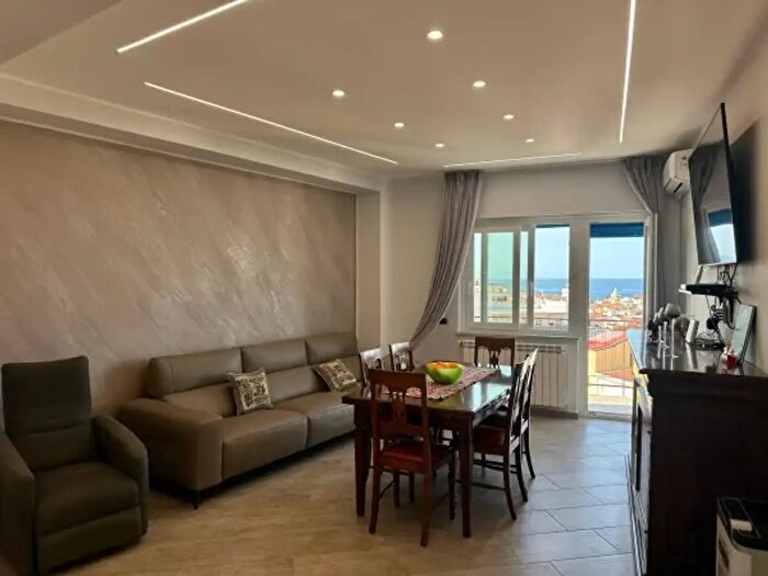 Appartamento trilocale in vendita in Via Libertà, Capo DOrlando