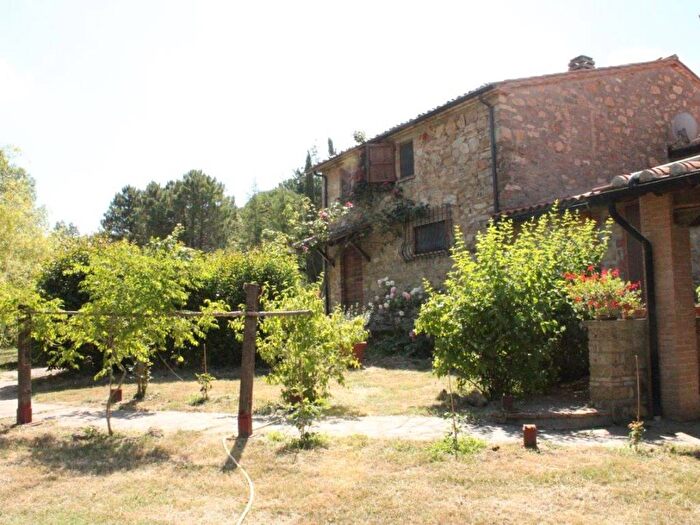 Casa con 6 locali in vendita in Strada Comunale del Palagetto, Pomarance