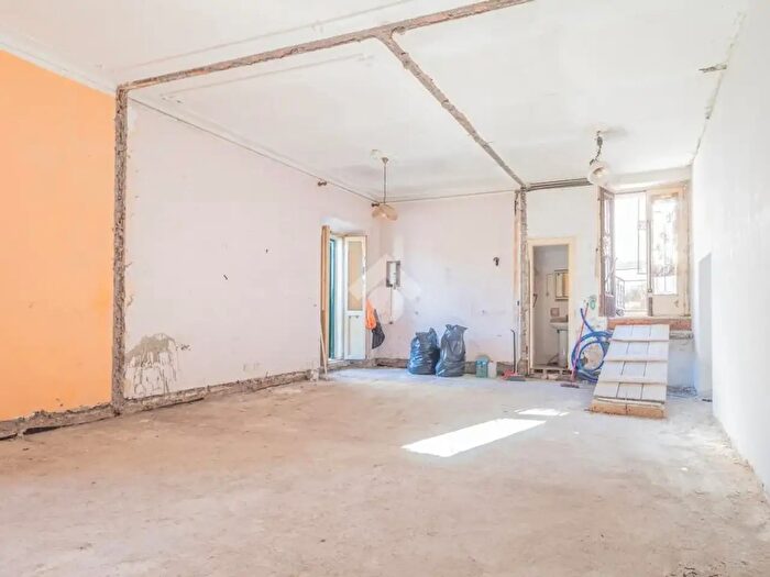 Appartamento bilocale in vendita in Via Romana, Capranica