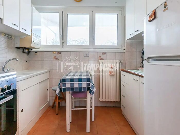 Appartamento bilocale in vendita in Via Perasto, Milano