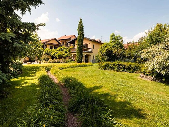 Appartamento bilocale in affitto in VIA DEI CESARI, Borgo Ticino