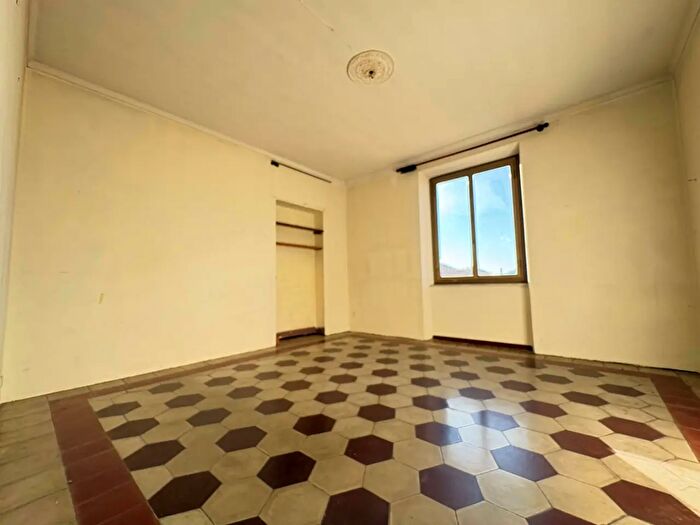 Appartamento trilocale in vendita in Via Montegrappa, Pinerolo