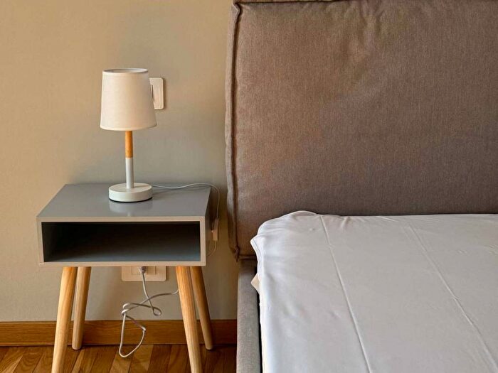 Appartamento trilocale in affitto in Piazza della Repubblica, Aurora, Torino