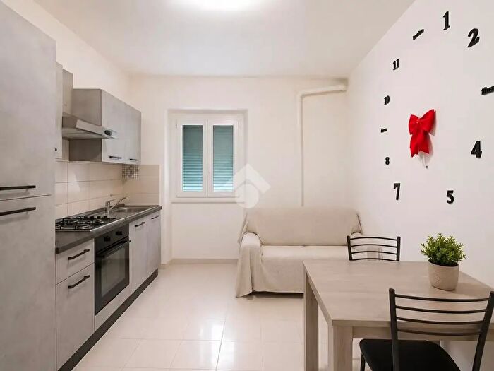 Appartamento bilocale in vendita in Via Giuseppe Garibaldi, Livorno