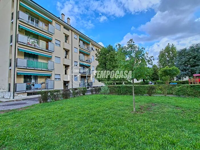 Appartamento bilocale in vendita in Via Italia E, Cesate