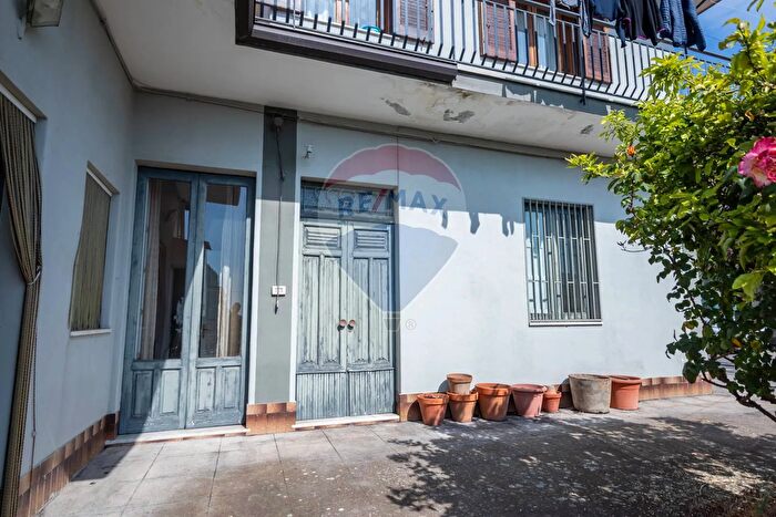 Casa quadrilocale in vendita in Via Sciara Ballo, Zafferana Etnea