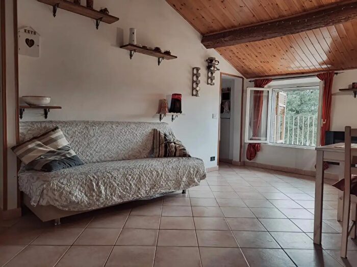 Appartamento trilocale in vendita in Oggio alla Farnia, Fauglia