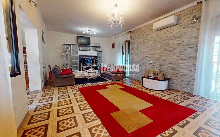 Casa trilocale in vendita in Dante X, Cinisello Balsamo