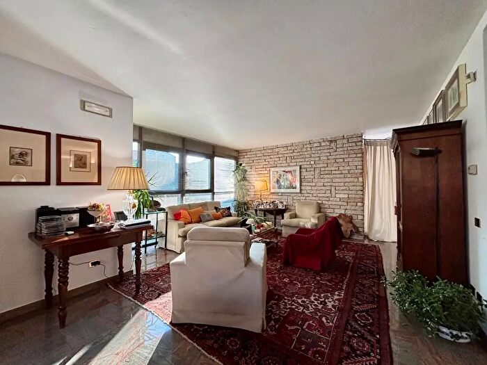Casa con 5 locali in vendita in Via Marco Polo, Sona