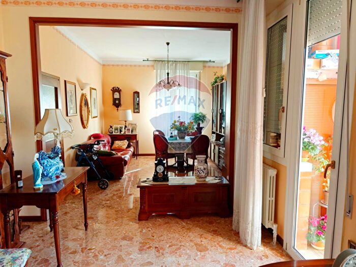 Appartamento con 5 locali in vendita in Via Giovanni Verga, Ferrara